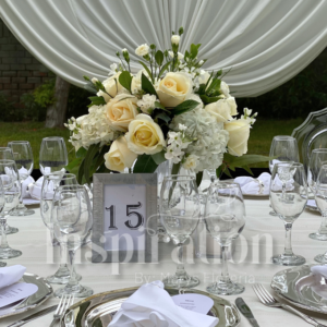 CENTRO DE MESA BRANCO