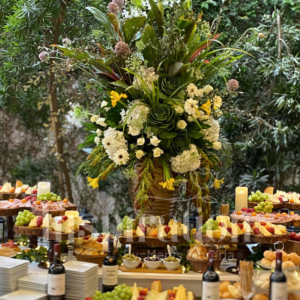 ARREGLO PARA MESA DE QUESOS